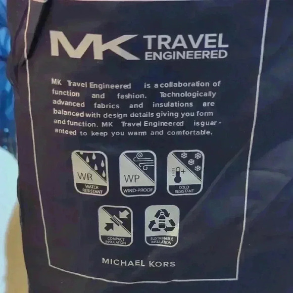 Shiny Black Puffer Jacket - Picture 5 of 9